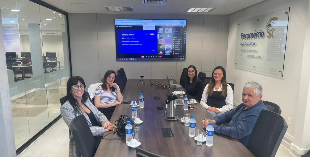 SIRECOM Grande Florianópolis participa da 2ª Reunião Mensal Estratégica da Jornada Atena 2026